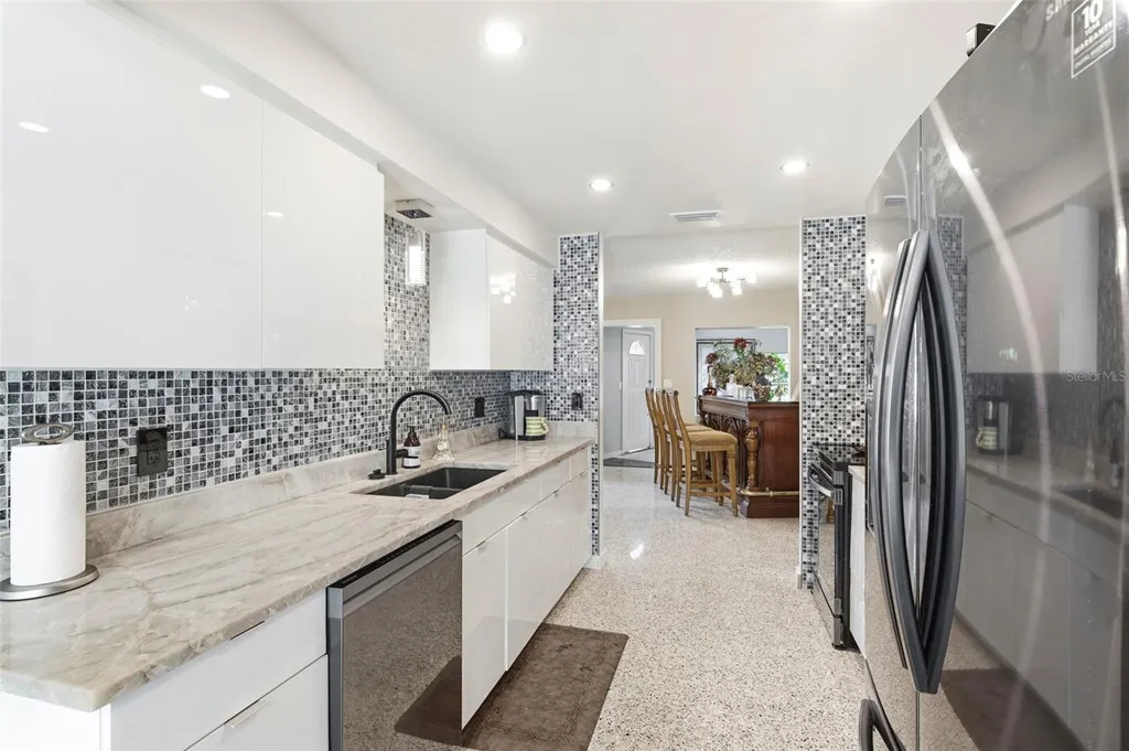3947 Huntington Street NE St Petersburg FL 33703