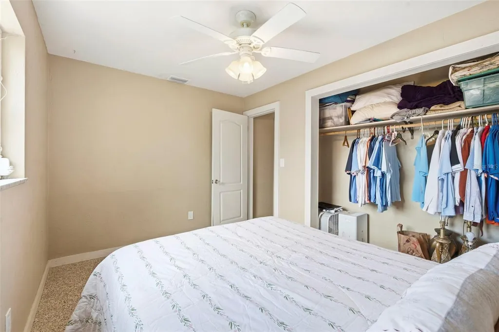 3947 Huntington Street NE St Petersburg FL 33703