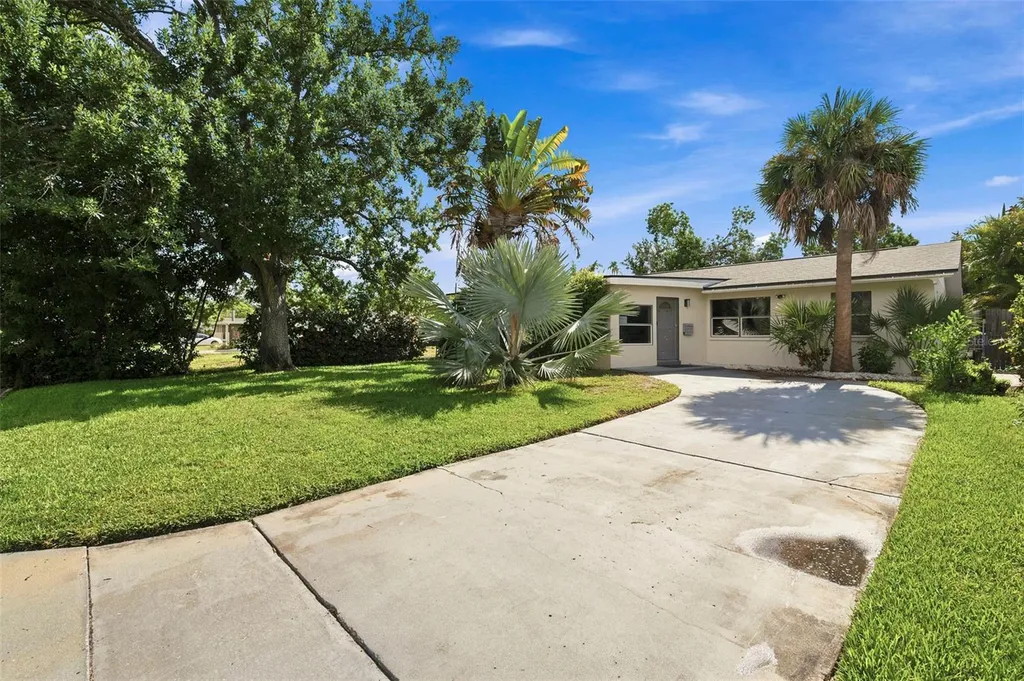 3947 Huntington Street NE St Petersburg FL 33703