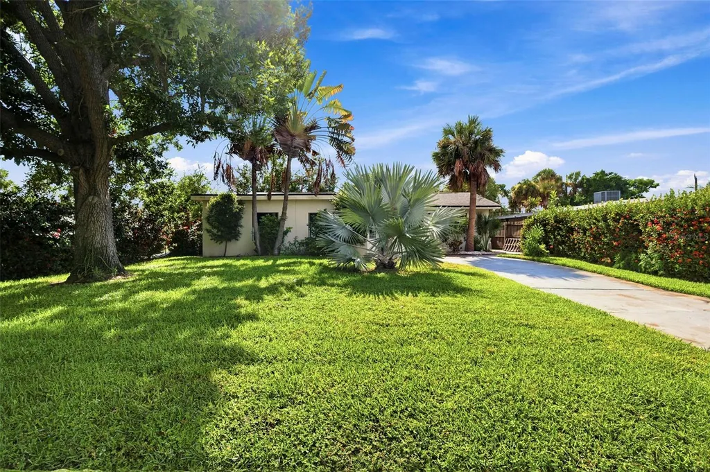 3947 Huntington Street NE St Petersburg FL 33703