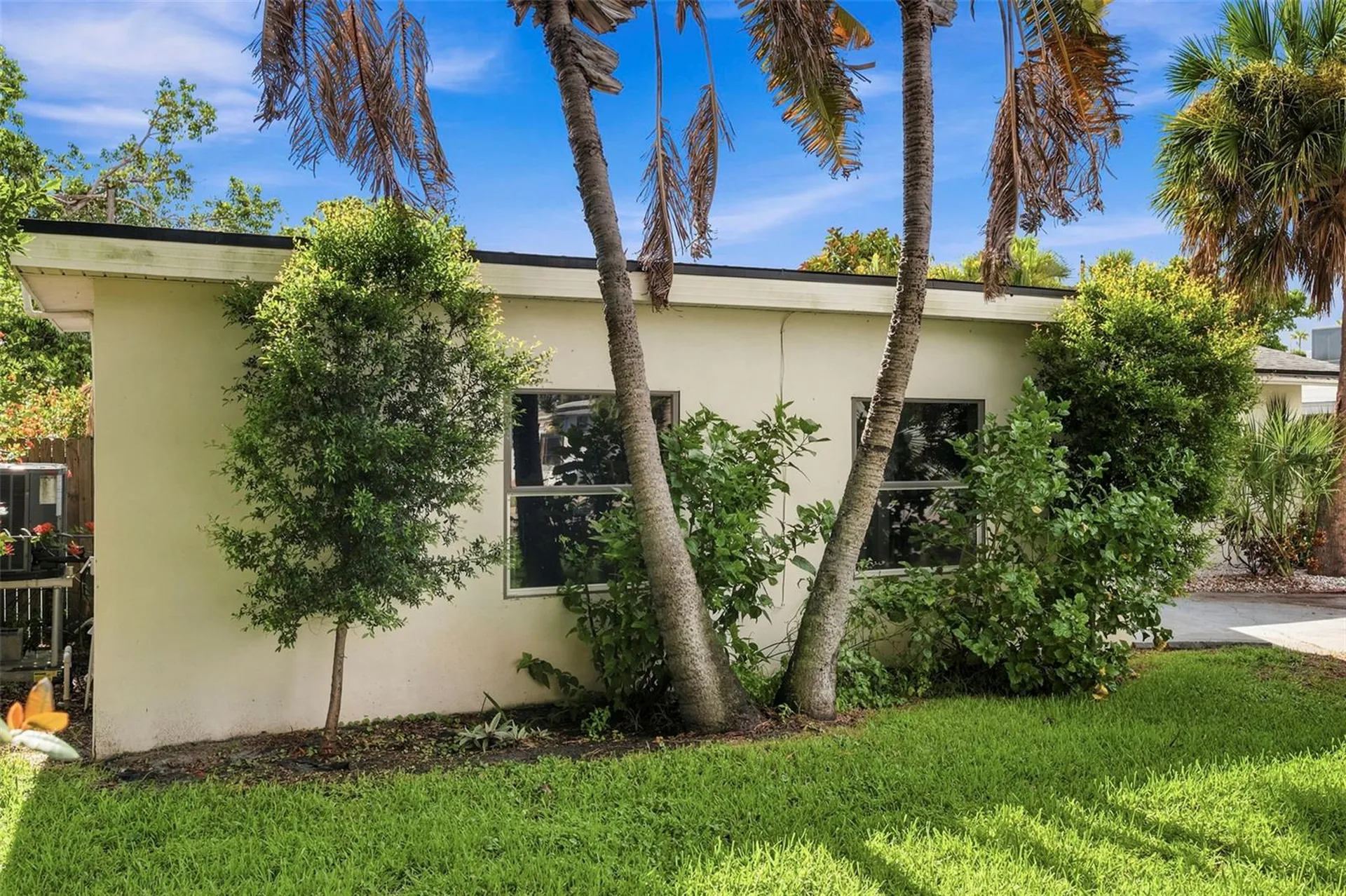 3947 Huntington Street NE St Petersburg FL 33703