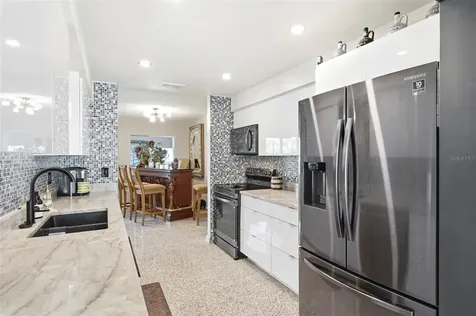 3947 Huntington Street NE St Petersburg FL 33703