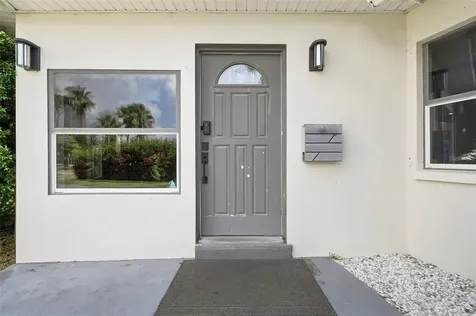 3947 Huntington Street NE St Petersburg FL 33703