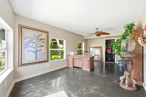 3947 Huntington Street NE St Petersburg FL 33703