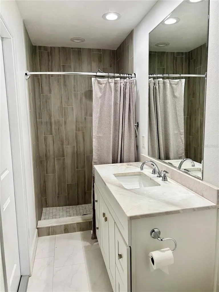 4633 Brooksdale Drive Sarasota FL 34232