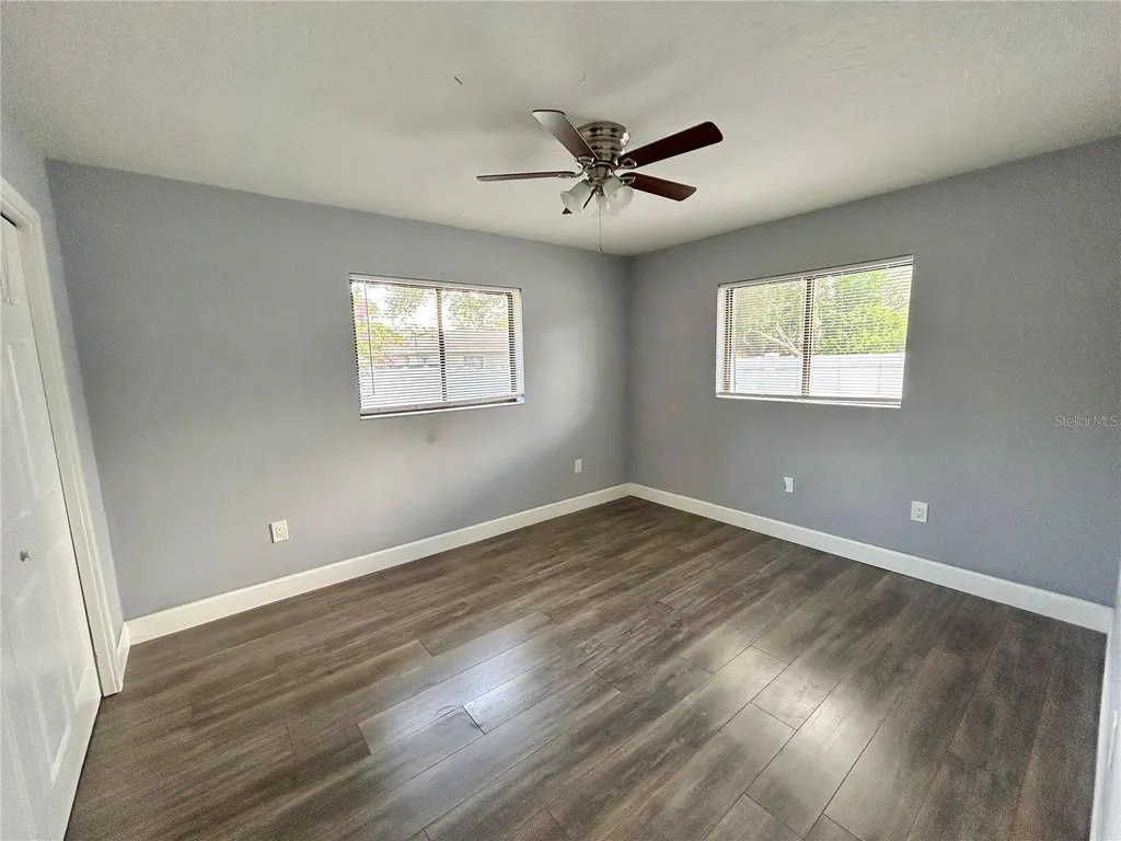 4633 Brooksdale Drive Sarasota FL 34232