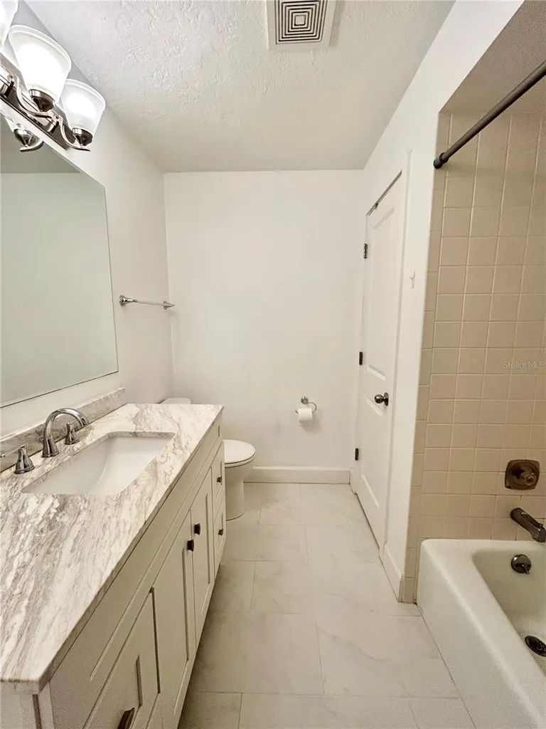 4633 Brooksdale Drive Sarasota FL 34232
