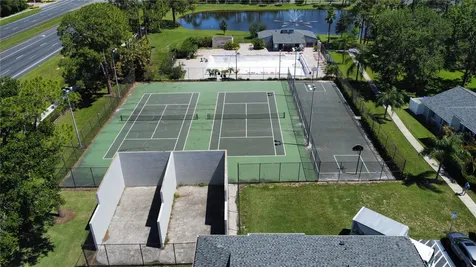 4323 Pinebark Avenue Orlando FL 32811