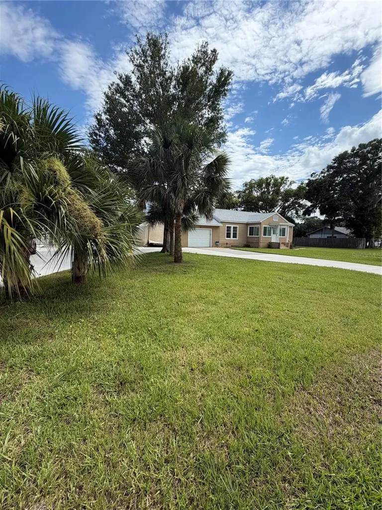 207 E Halifax Avenue Oak Hill FL 32759