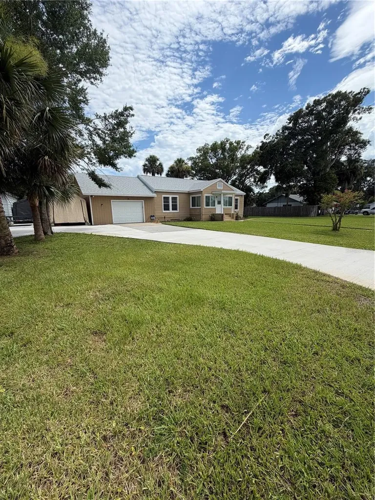 207 E Halifax Avenue Oak Hill FL 32759