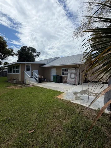 207 E Halifax Avenue Oak Hill FL 32759