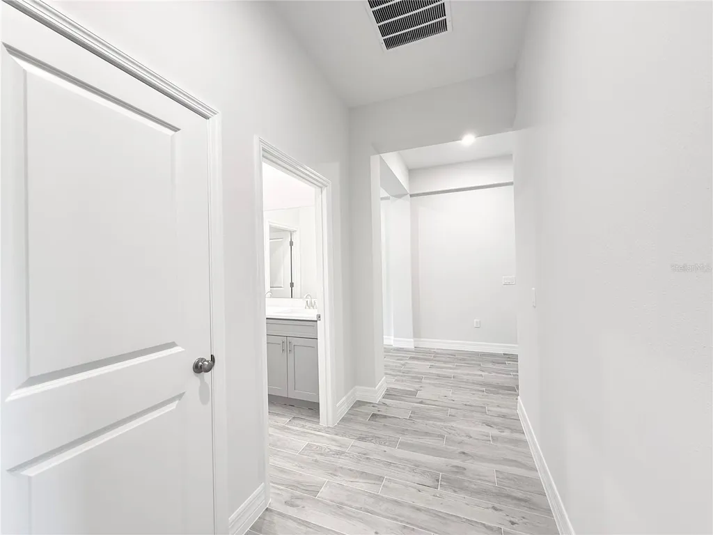 30280 W Bluebell Avenue Eustis FL 32736