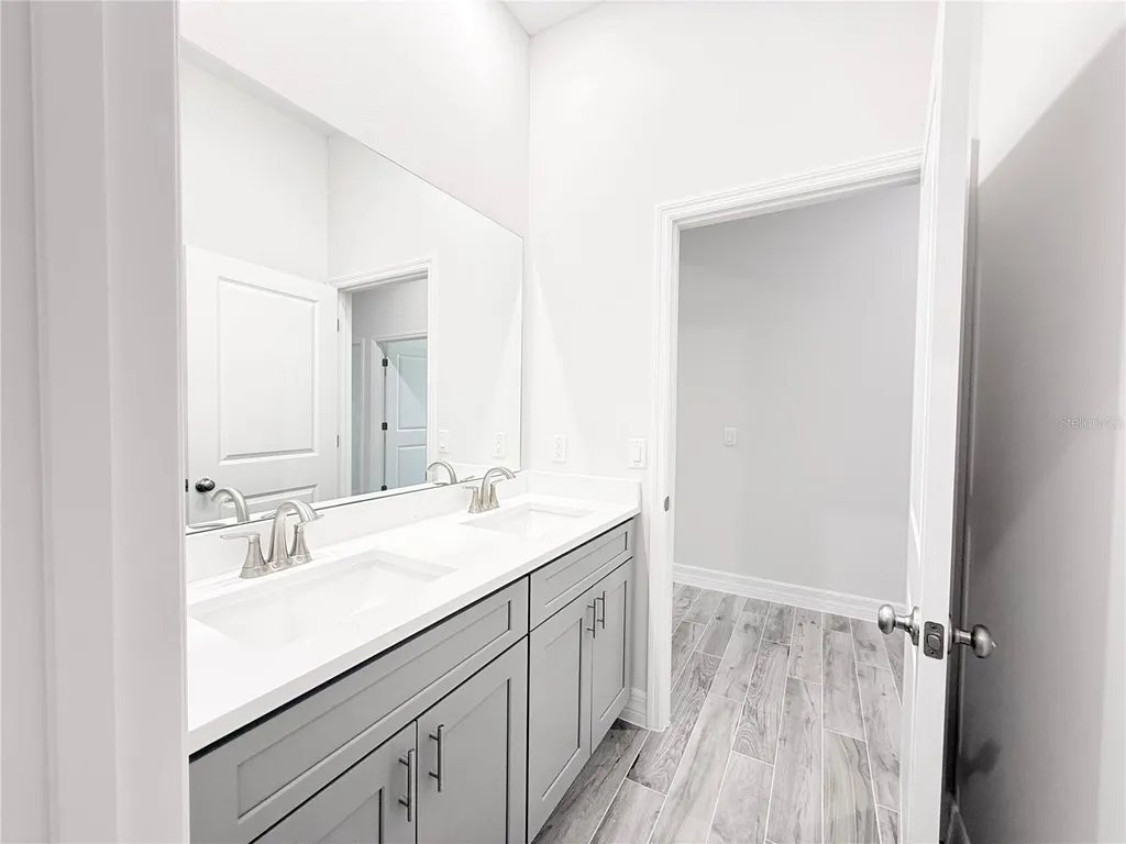 30280 W Bluebell Avenue Eustis FL 32736