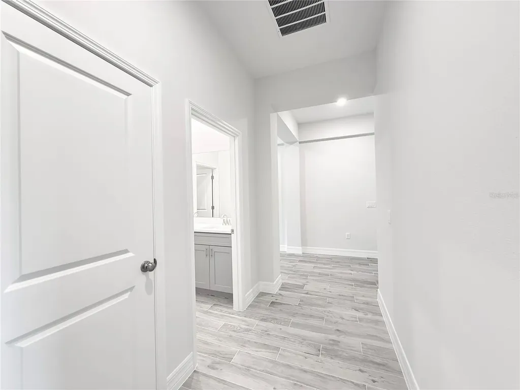 30280 W Bluebell Avenue Eustis FL 32736