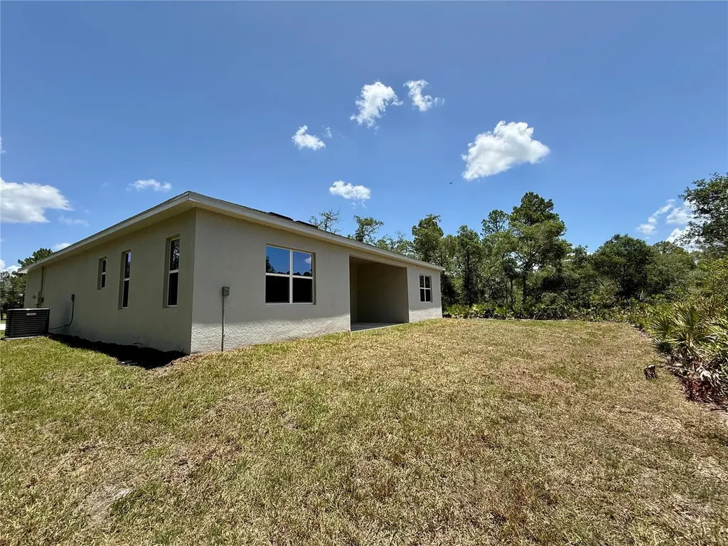 30280 W Bluebell Avenue Eustis FL 32736