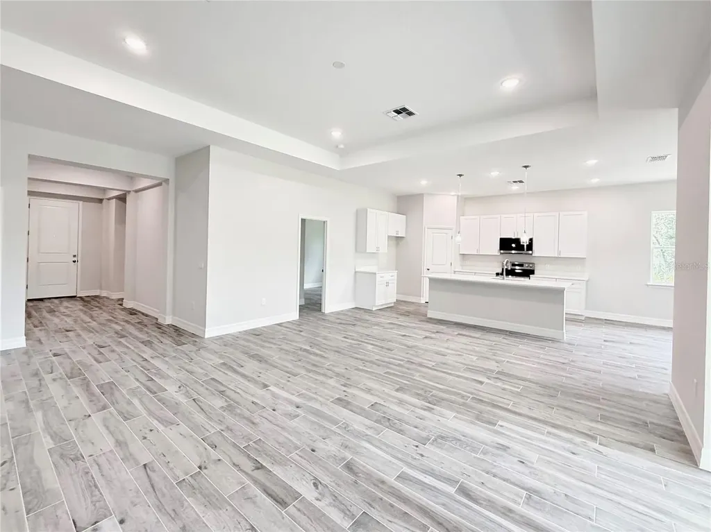 30280 W Bluebell Avenue Eustis FL 32736