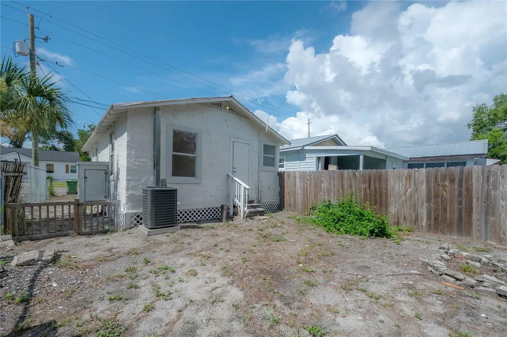1918 E 21st Avenue Tampa FL 33605