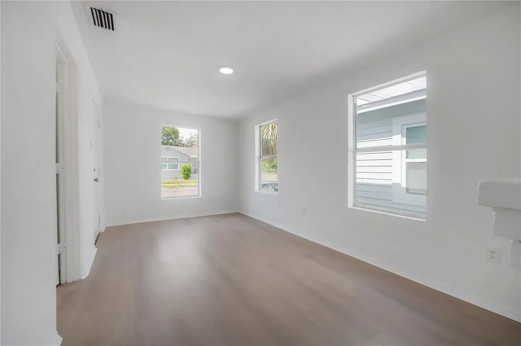 1918 E 21st Avenue Tampa FL 33605