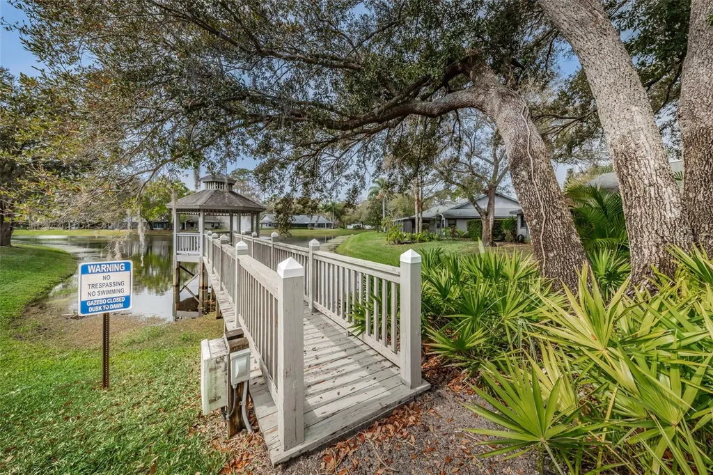 900 Lucas Lane Oldsmar FL 34677