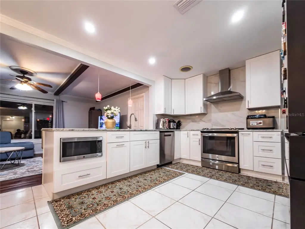 898 Corvette Drive Largo FL 33771