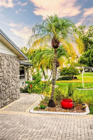 898 Corvette Drive Largo FL 33771