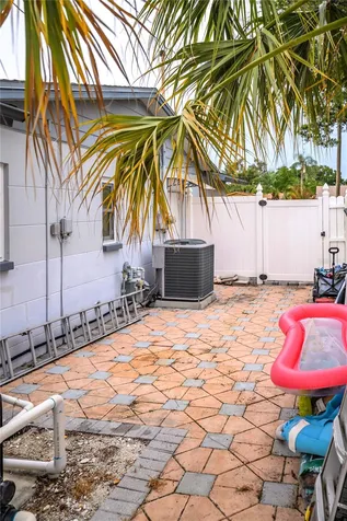 898 Corvette Drive Largo FL 33771