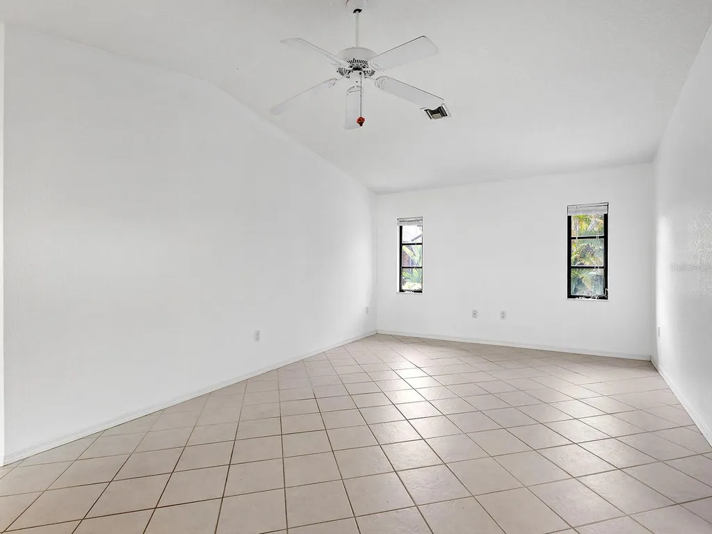 1049 Fleetwood Drive NW Port Charlotte FL 33948