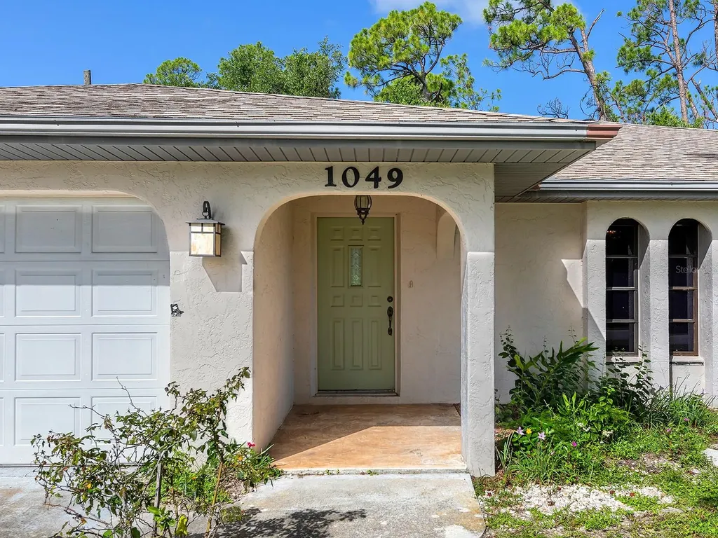 1049 Fleetwood Drive NW Port Charlotte FL 33948