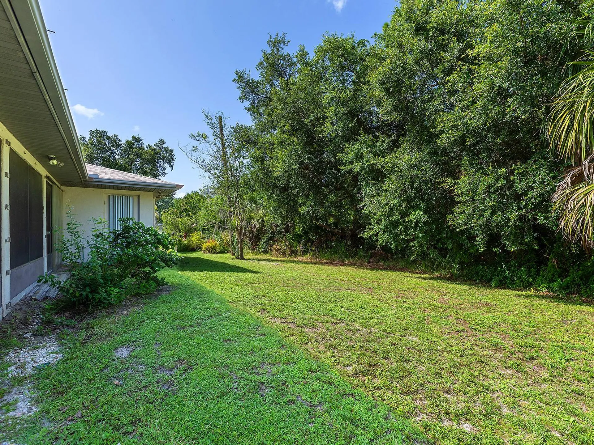 1049 Fleetwood Drive NW Port Charlotte FL 33948
