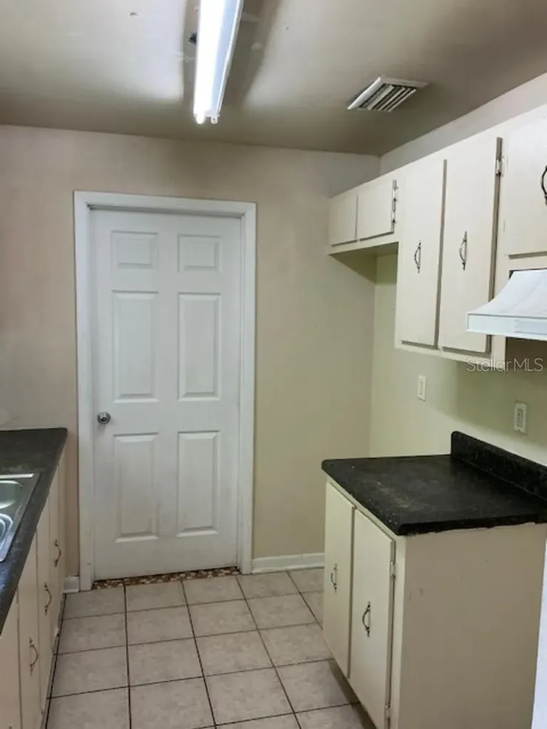 2942 Greynolds Street Deltona FL 32738