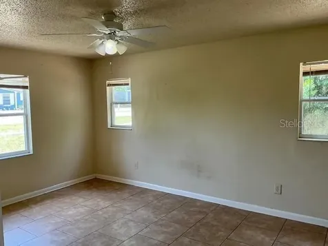 2942 Greynolds Street Deltona FL 32738
