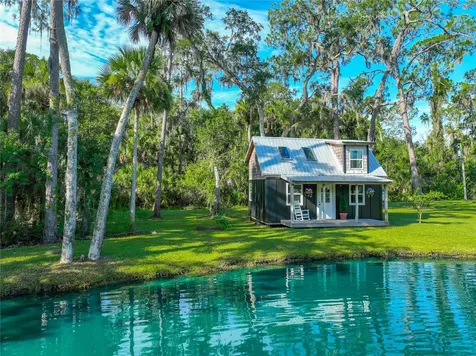 2291 Waccassa Street Geneva FL 32732