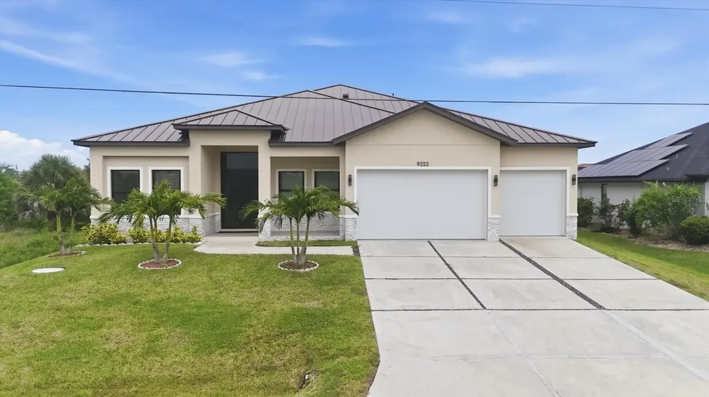9222 Rosebud Circle Port Charlotte FL 33981