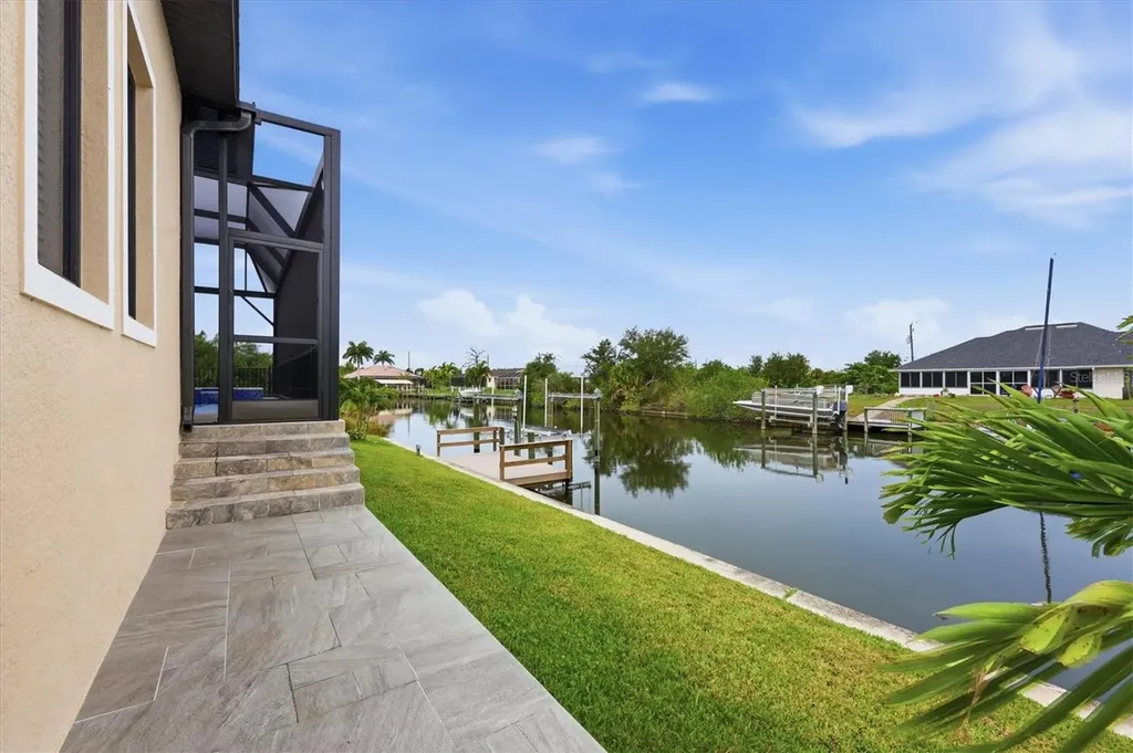 9222 Rosebud Circle Port Charlotte FL 33981