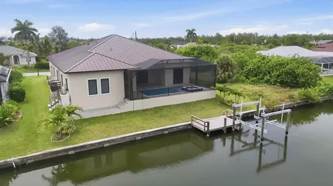 9222 Rosebud Circle Port Charlotte FL 33981