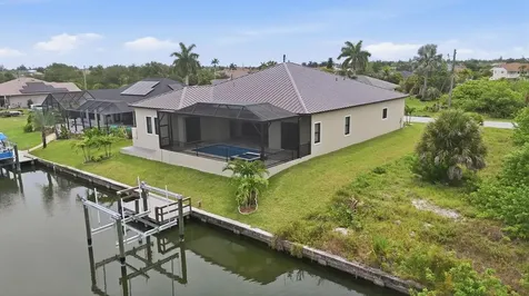 9222 Rosebud Circle Port Charlotte FL 33981