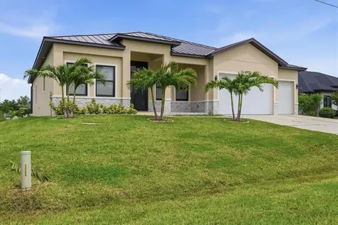 9222 Rosebud Circle Port Charlotte FL 33981
