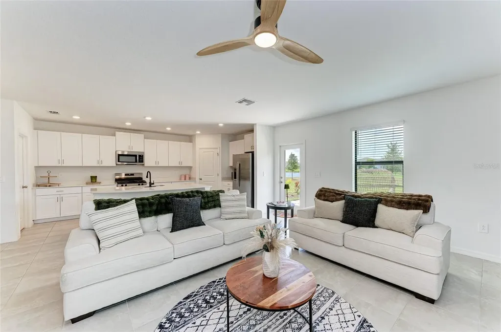 9175 Tequila Sunrise Drive Sarasota FL 34241
