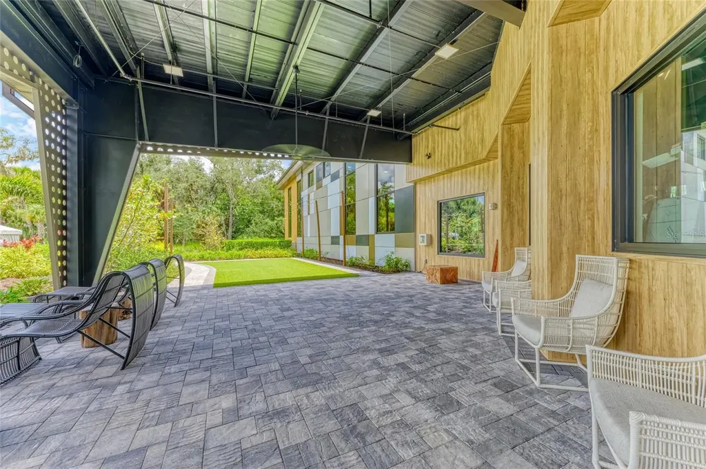 9175 Tequila Sunrise Drive Sarasota FL 34241