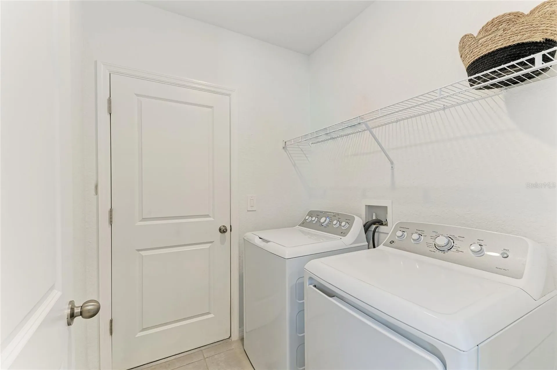 9175 Tequila Sunrise Drive Sarasota FL 34241