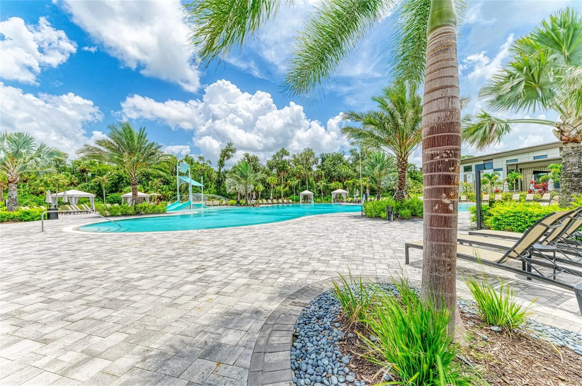 9175 Tequila Sunrise Drive Sarasota FL 34241