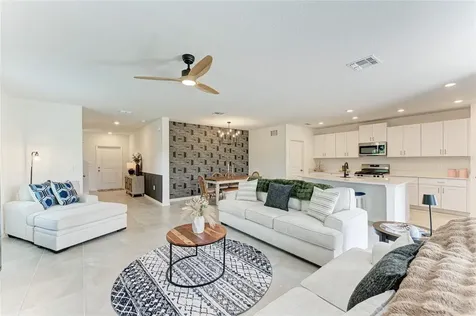 9175 Tequila Sunrise Drive Sarasota FL 34241