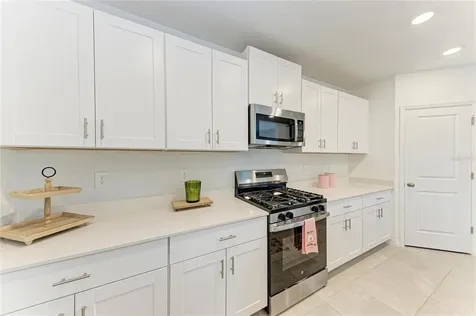 9175 Tequila Sunrise Drive Sarasota FL 34241
