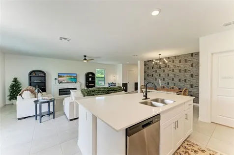 9175 Tequila Sunrise Drive Sarasota FL 34241