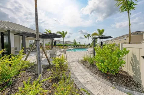 9175 Tequila Sunrise Drive Sarasota FL 34241