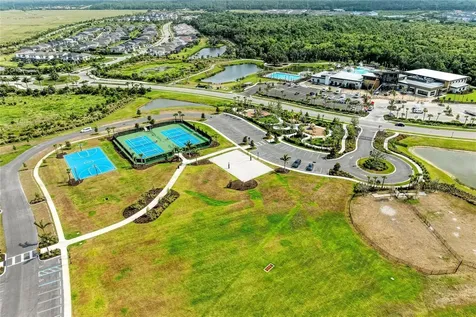 9175 Tequila Sunrise Drive Sarasota FL 34241