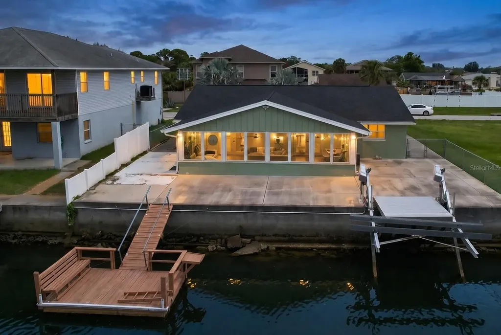 7401 Islander Lane Hudson FL 34667
