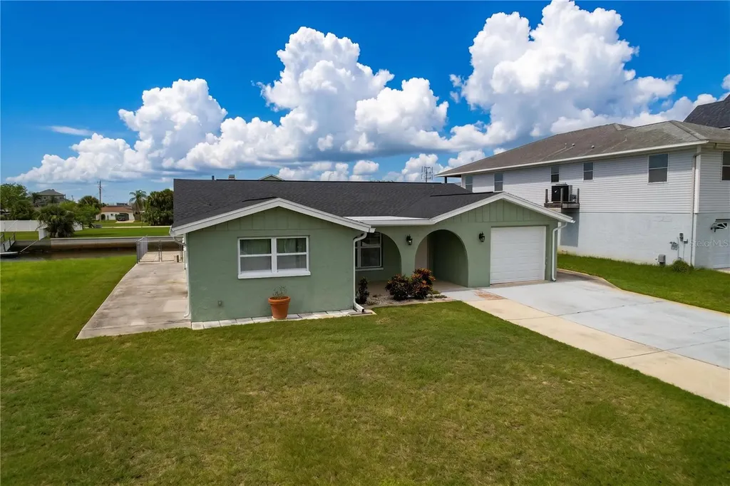 7401 Islander Lane Hudson FL 34667