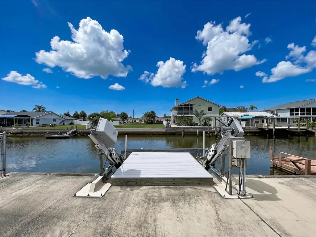 7401 Islander Lane Hudson FL 34667