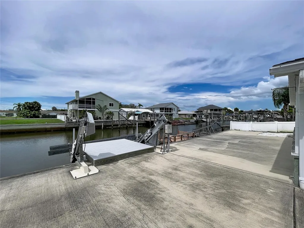 7401 Islander Lane Hudson FL 34667